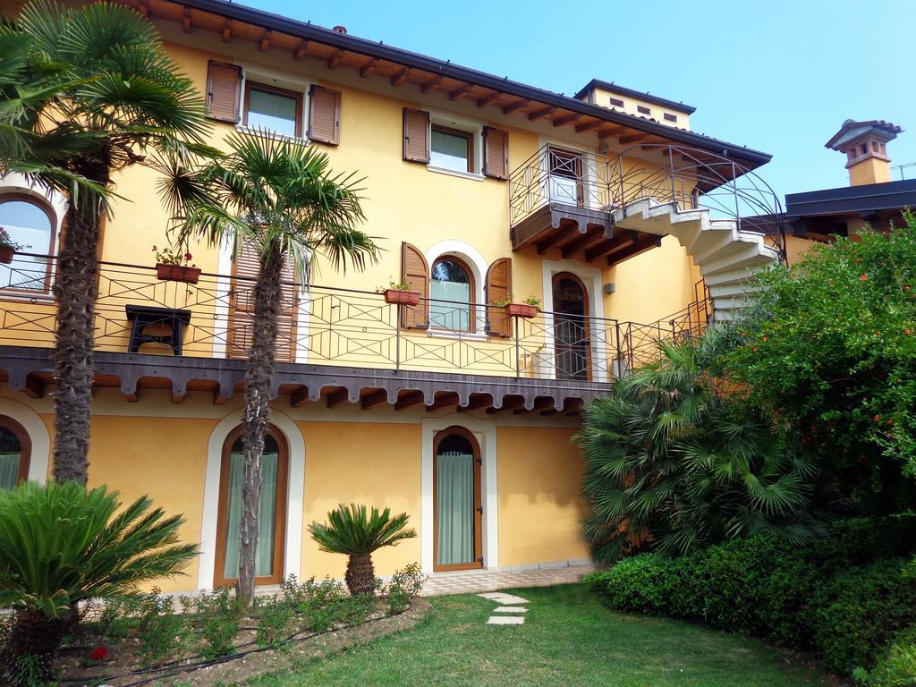 Albergo Le Piante Manerba del Garda Exterior photo